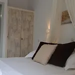 Sofia بيت ضيافة باروس