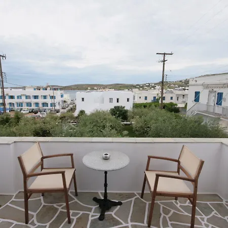 Sofia Konukevi Páros